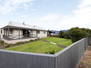 71A Kahikatea Drive, Melville, Hamilton