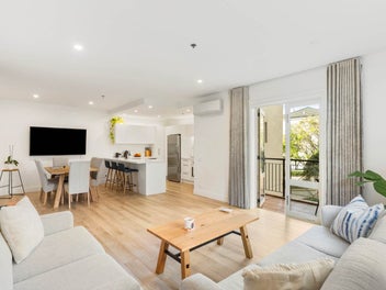 1E/18 Joseph Banks Terrace, Remuera, Auckland