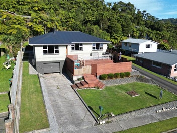 19 Coates Street, Greymouth, Greymouth