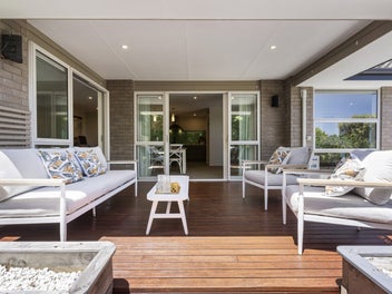 53 Liberty Crescent, Beachlands, Auckland