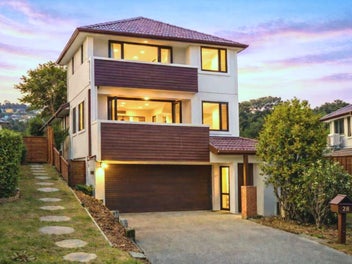 28 Greenbough Lane, Greenhithe, Auckland