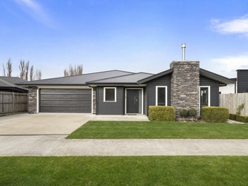 36 Freedom Drive, Kelvin Grove, Palmerston North