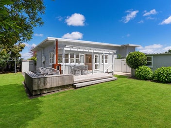 69 Moana Avenue, One Tree Hill, Auckland