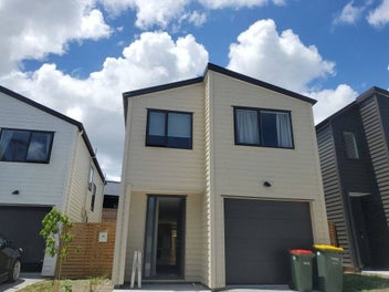 16B Kaimai Avenue, Massey, Auckland