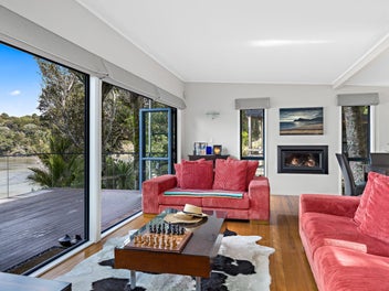 12 Clinton Road, Tāwharanui Peninsula, Matakana