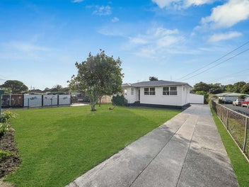 97 Tidal Road, Mangere, Auckland