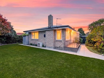 2 Hockey Street, Bishopdale, Christchurch