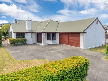 28 Kurupae Road, Hilltop, Taupo