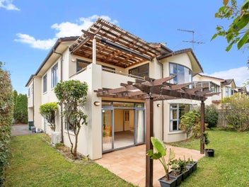 23D Tawera Road, Greenlane, Auckland