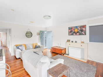 130 Brooklands RD, Brooklands, New Plymouth