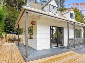 30A Simon Ellice Drive, Bayview, Auckland