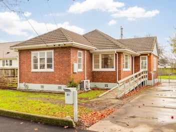 21 Dobson Street, Spreydon, Christchurch