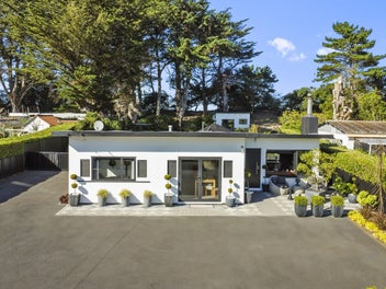 729 Brighton Road, Ocean View, Dunedin