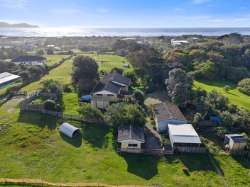 107 Paetawa Road, Peka Peka, Waikanae