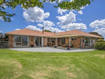 121 Owhiwa Road, Onerahi