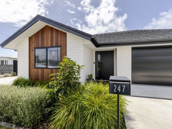 247 Huatoki Street, Upper Vogeltown, New Plymouth