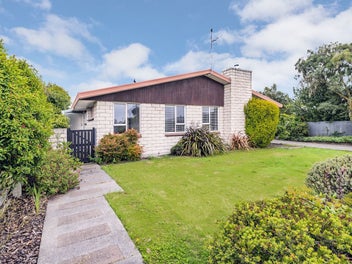 9 Greendale Road, Darfield, Darfield