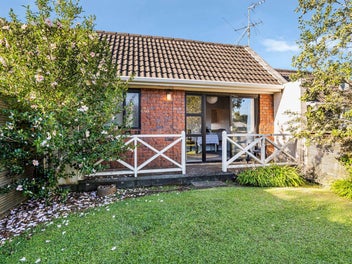 10 Fantail Court, Orewa, Orewa
