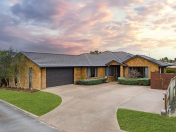18 Connor Court, Huntington, Hamilton