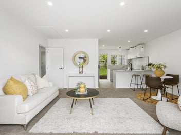 1/7 Dakota Avenue, Beach Haven, Auckland