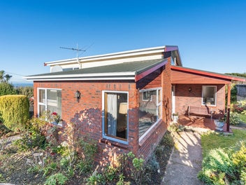 12 Bellevue Street, Belleknowes, Dunedin