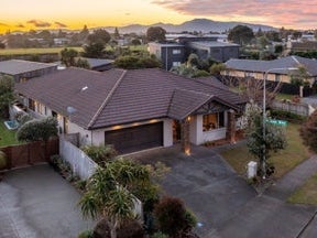 71 Hillcrest Road, Raumati Beach, Paraparaumu