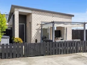 14 Heri Lane, Westgate, Auckland