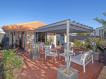 32A Bower Avenue, New Brighton, Christchurch