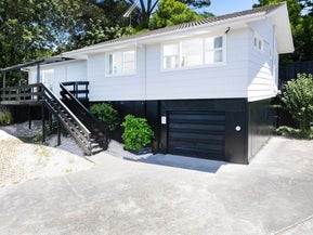 1/3 Aralia Road, Sunnynook, Auckland