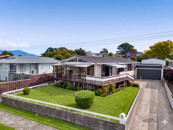 14 Trelawney Crescent, Westown, New Plymouth