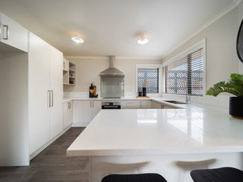 16A Albert Street, Hamilton East, Hamilton