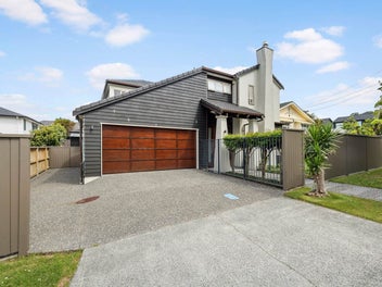 17B Queensway, Three Kings, Auckland