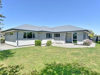 4 Hurst Place, Parklands, Christchurch