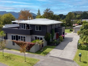 19 Okareka Loop Road, Lake Okareka, Rotorua