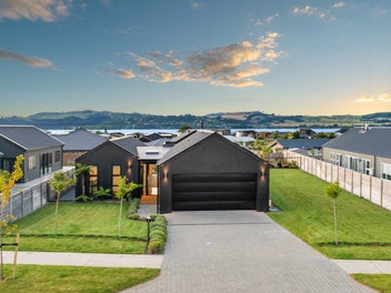 7 Tuapapa Road, Wharewaka, Taupo