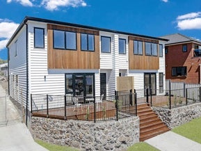 5B Crystal Avenue, Glendene, Auckland