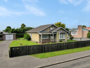 32 Cambridge Street, Hampstead, Ashburton