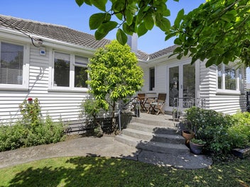 1/3 Colson Street, Avalon, Lower Hutt