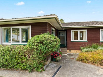 2 Vandeleur Avenue, Birkdale, Auckland