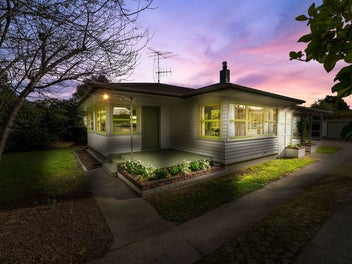 125 Whitby Road, Wakefield