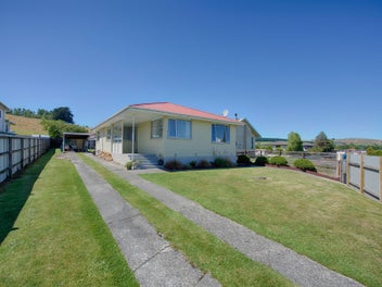 85 Walker Crescent, East Gore, Gore