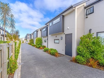 2/45 Division Street, Riccarton, Christchurch