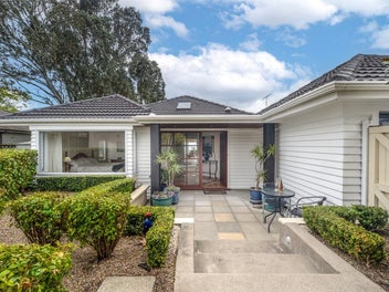 33 Bleakhouse Road, Howick, Auckland
