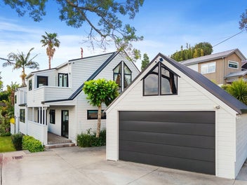 24 Isobel Road, Greenhithe, Auckland