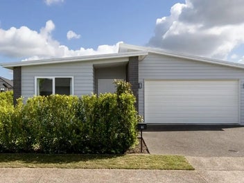 66 Tabraham Crescent, Pyes Pa, Tauranga