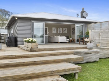 77 Pohutukawa Place, Bell Block, New Plymouth