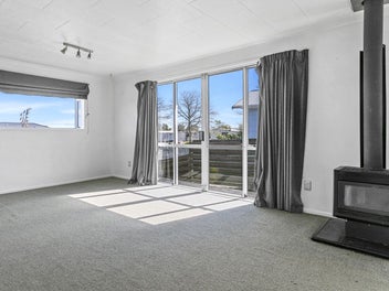 2 Arthur Crescent, Hilltop, Taupo