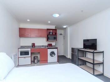 204/5 Aitken Street, Thorndon, Wellington