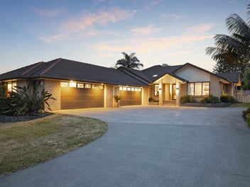 55 Lough Bourne Drive, Pukekohe, Pukekohe