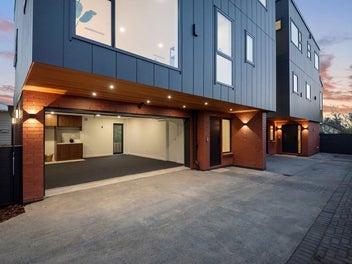 16A Egremont Street, Belmont, Auckland